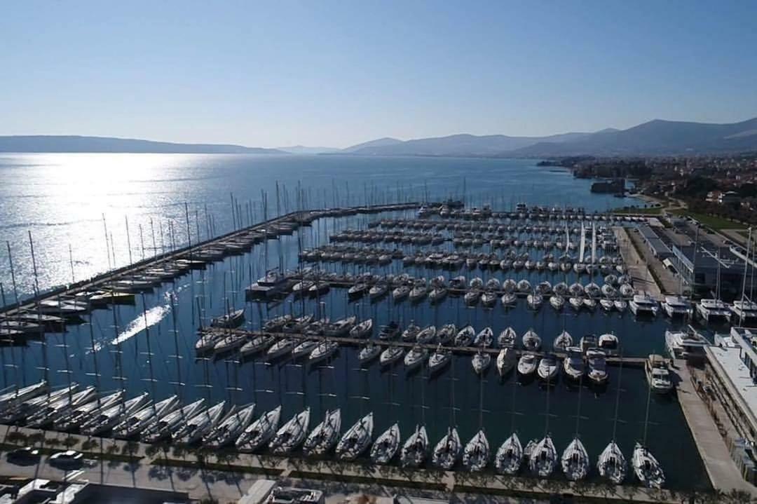 Modern Apartment Near Split & Trogir Kastela Luaran gambar