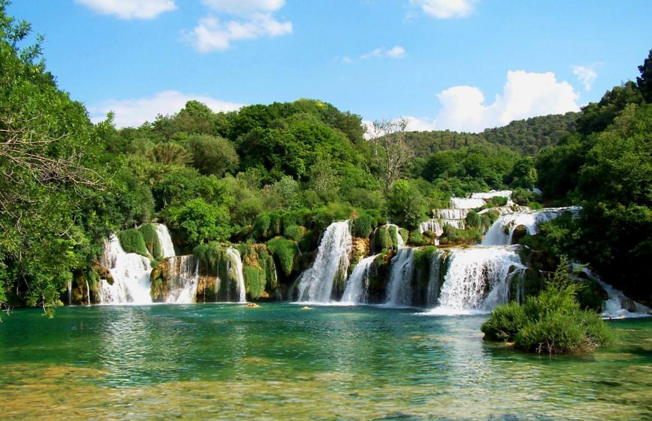 Modern Apartment Near Split & Trogir Kastela Luaran gambar